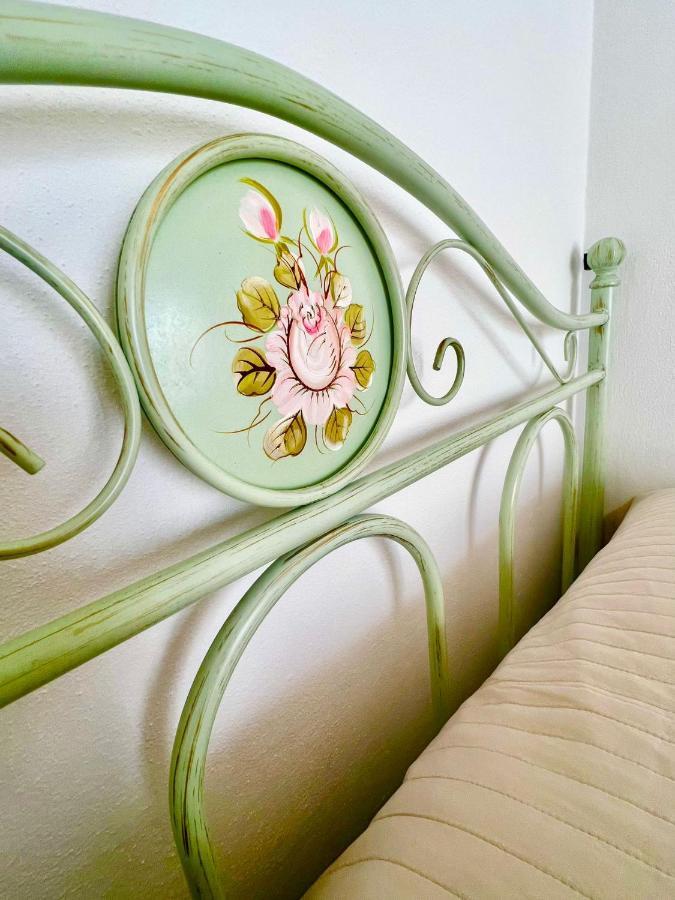 פורטה דיי מארמי Bed&Breakfast Villa Lorena מראה חיצוני תמונה