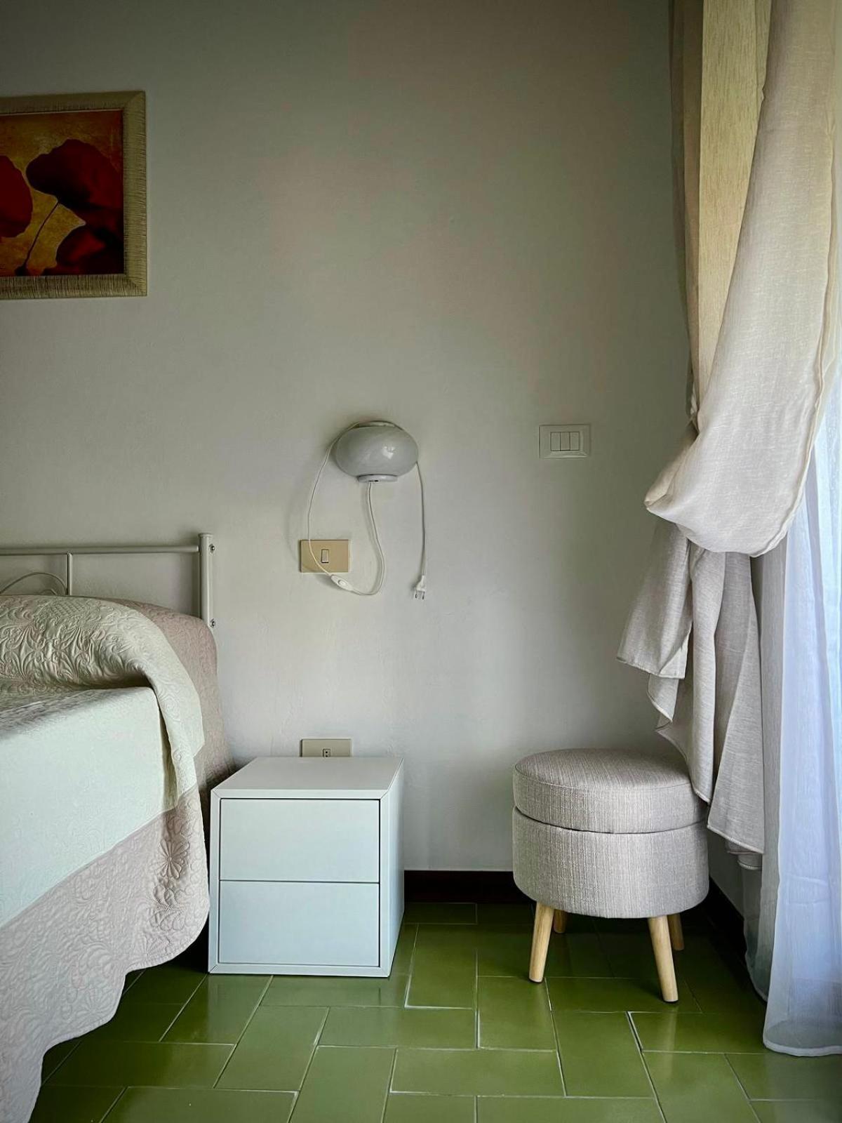 פורטה דיי מארמי Bed&Breakfast Villa Lorena חדר תמונה